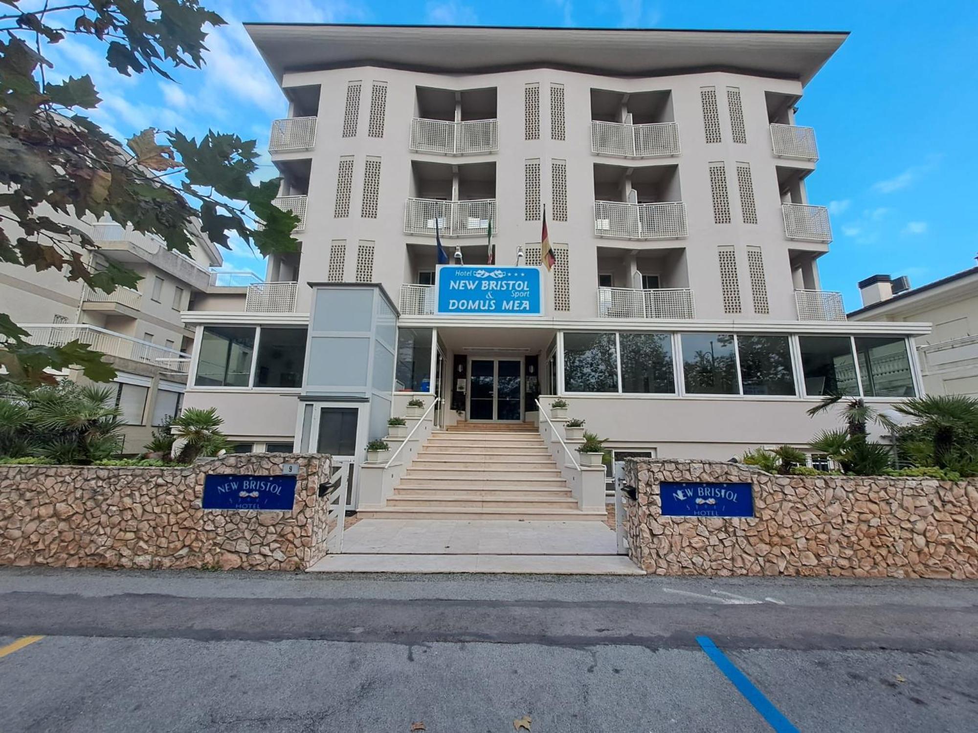 New Bristol Sport Hotel Cesenatico Extérieur photo