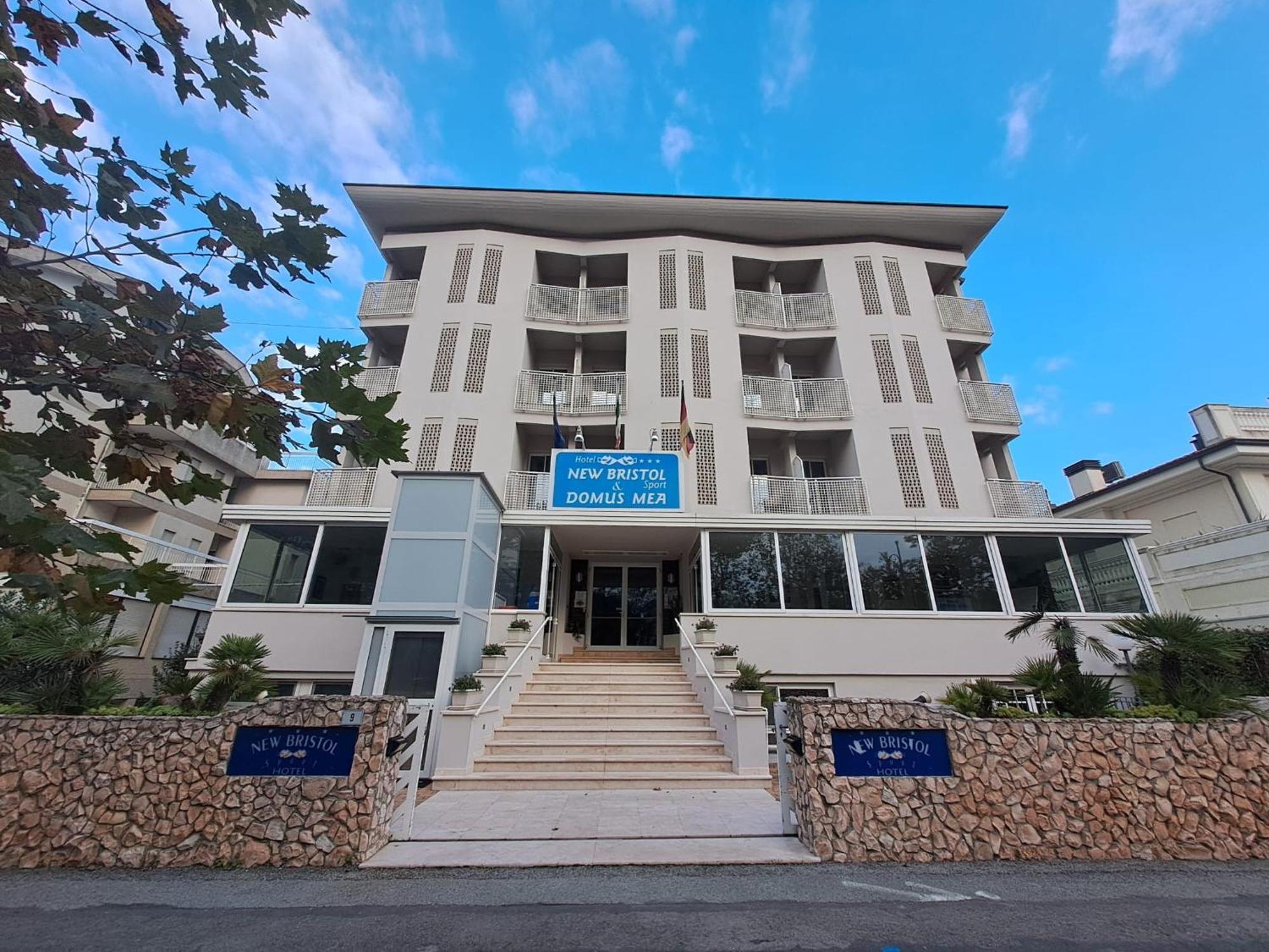 New Bristol Sport Hotel Cesenatico Extérieur photo